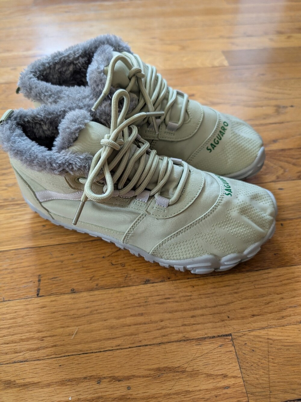 New Saguaro Barefoot Light Green Fleece-Lined Winter Boots Women Size 7.5